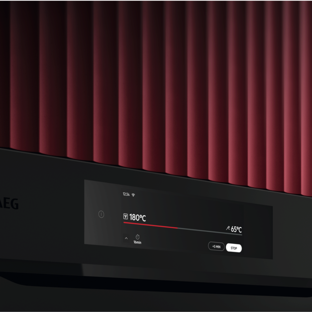 AEG 9000 Series Matt Black ProAssist Pyrolytic Self Clean Built-in Oven NBT9P831AT