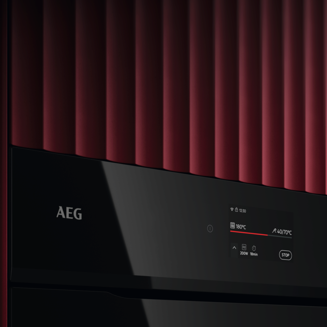 AEG 8000 Series Black MealAssist Combination Microwave and Built-in Oven NKK8N721B