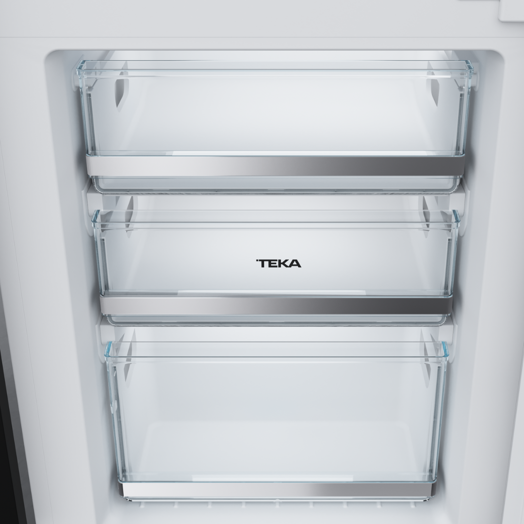 Teka refrigerator compartment with glass shelves